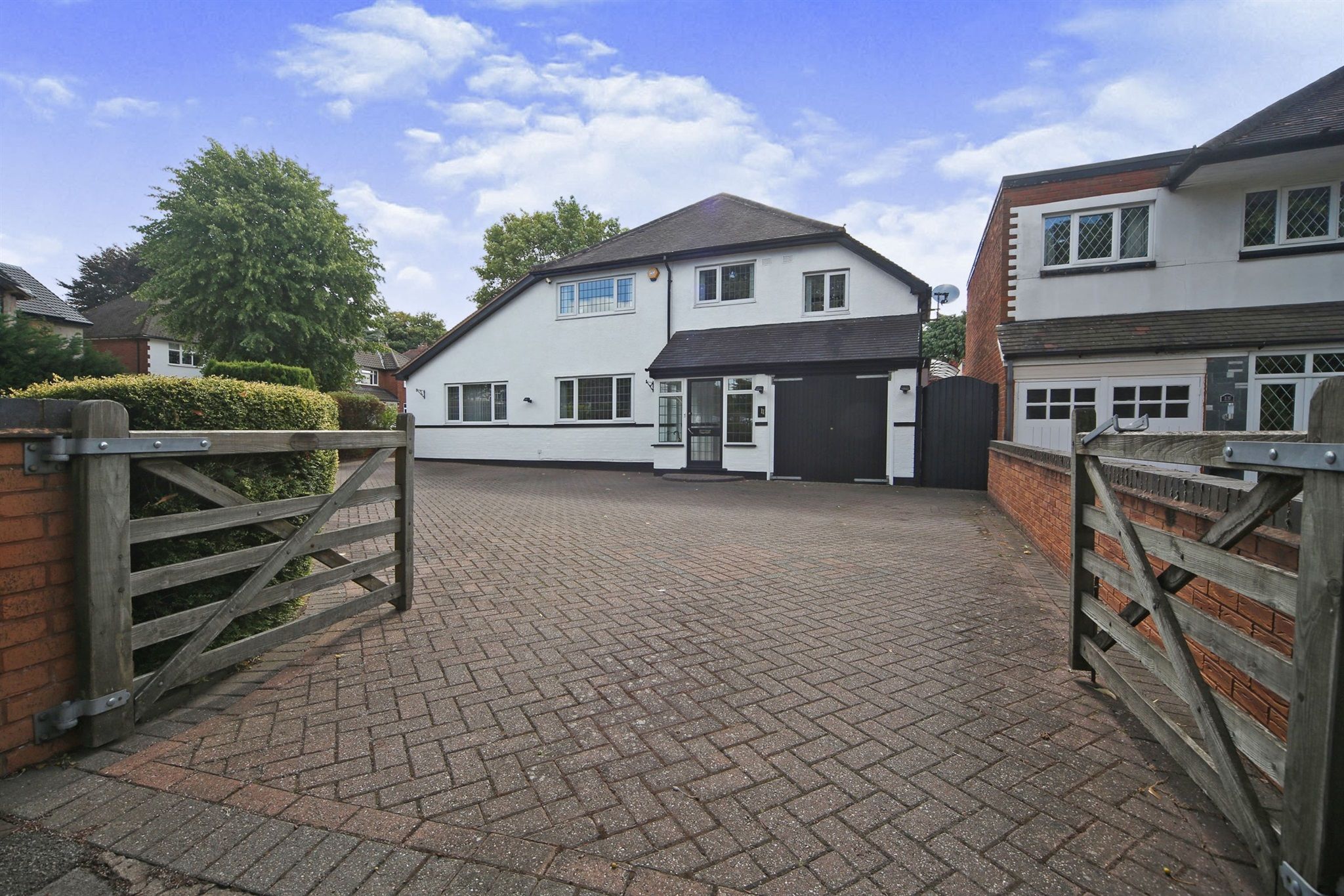 4 bed detached house for sale in Bills Lane, Shirley, Solihull B90 Zoopla