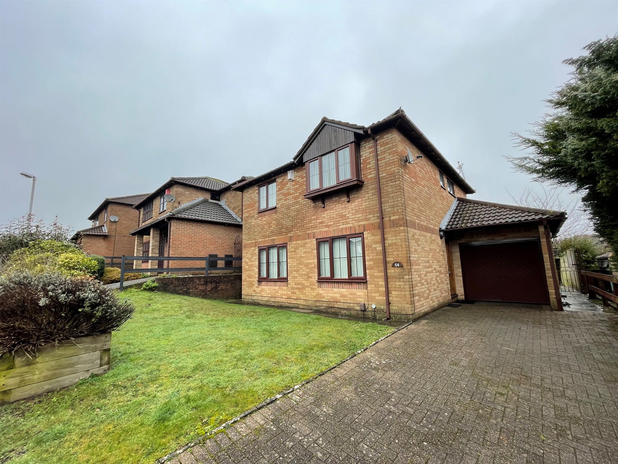 4 bed detached house for sale in Hampton Court Road, Penylan, Cardiff