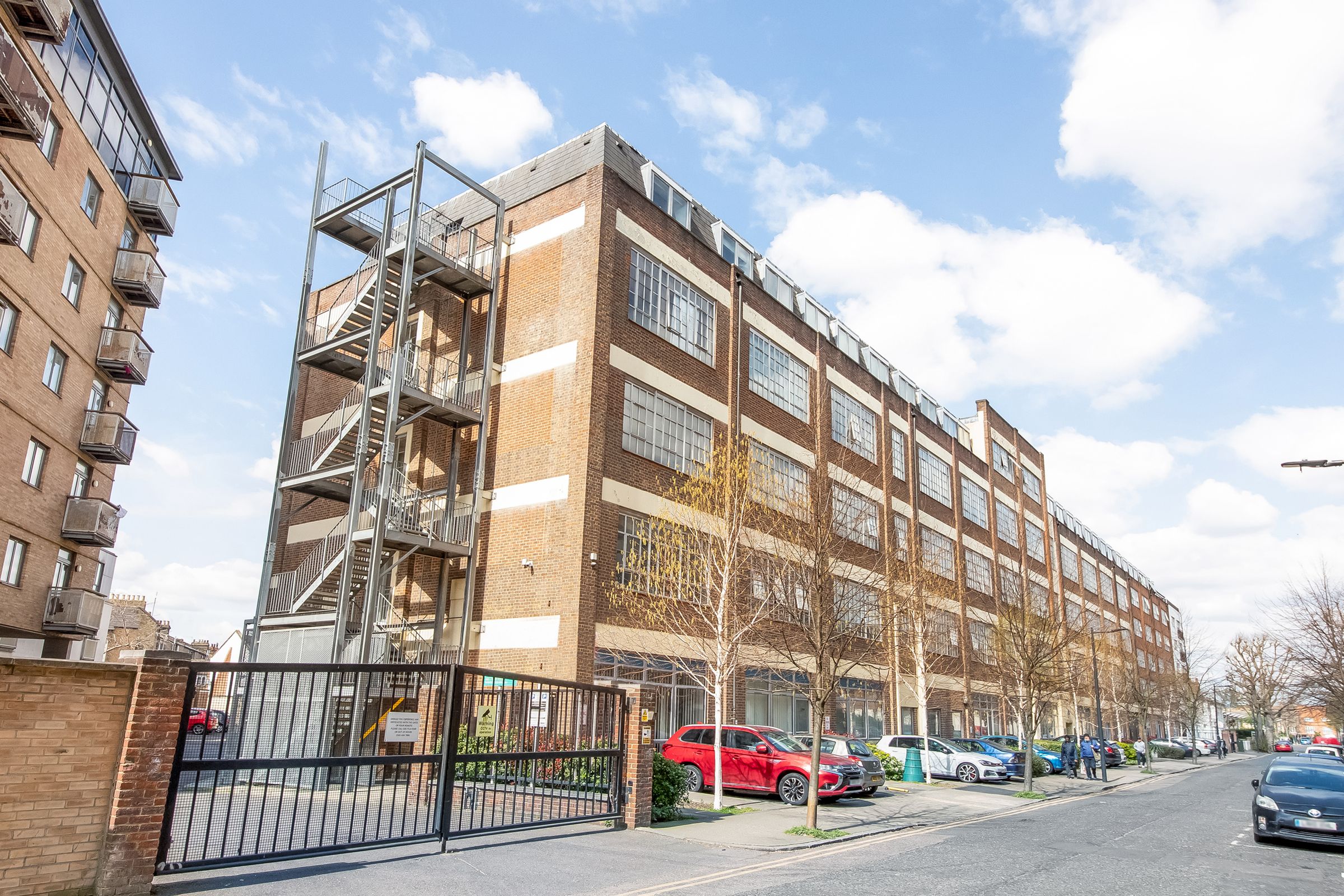 2 bed flat for sale in Peckham Grove, Peckham SE15 Zoopla