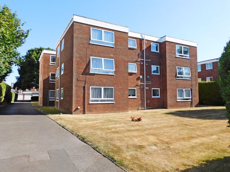 2 bed flat for sale in Richmond Park Road, Bournemouth BH8 Zoopla