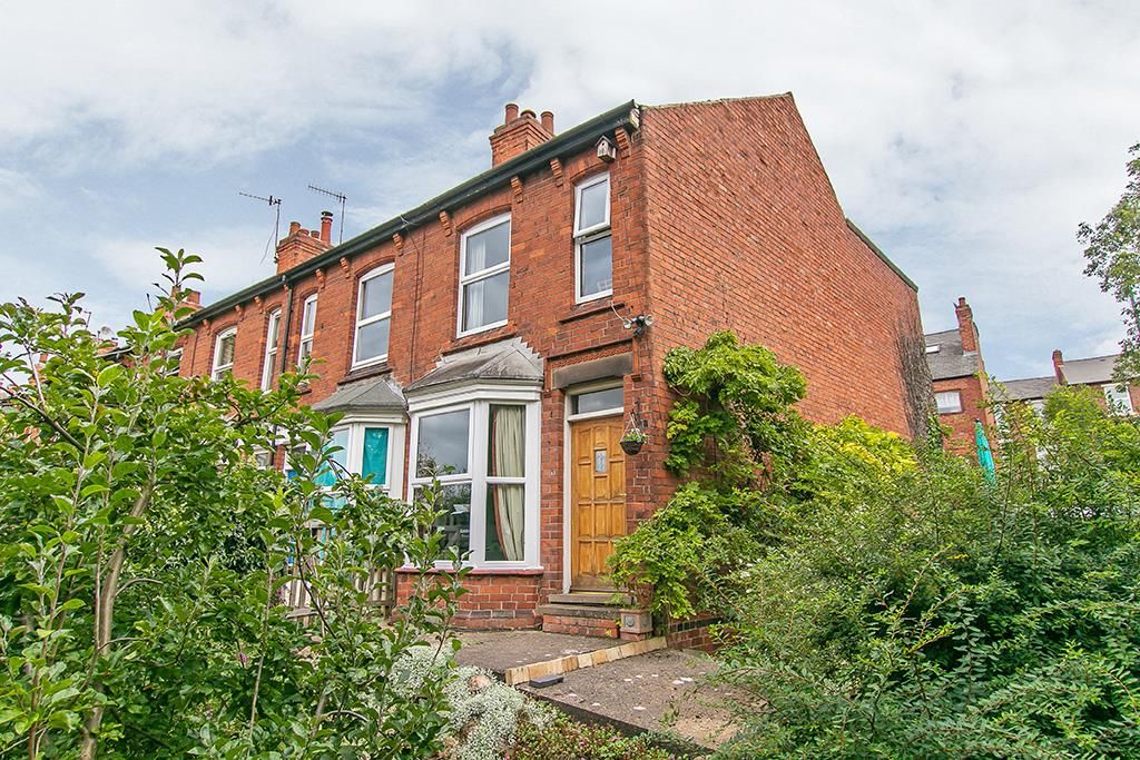 Charlesworth Avenue, Nottingham NG7  