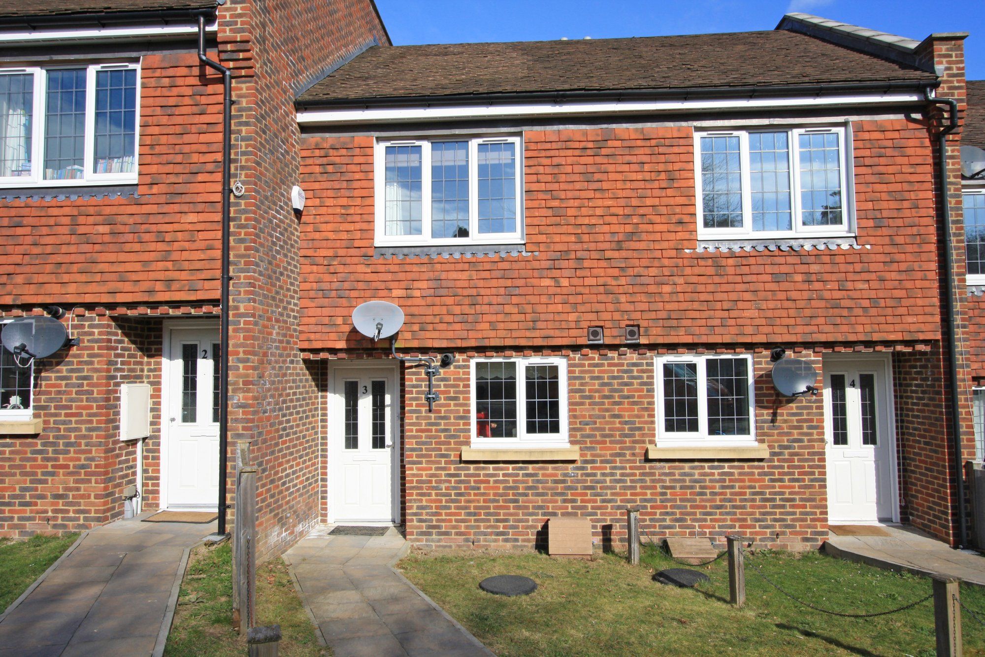 3 bed terraced house to rent in Talbot Road, Hawkhurst, Cranbrook TN18
