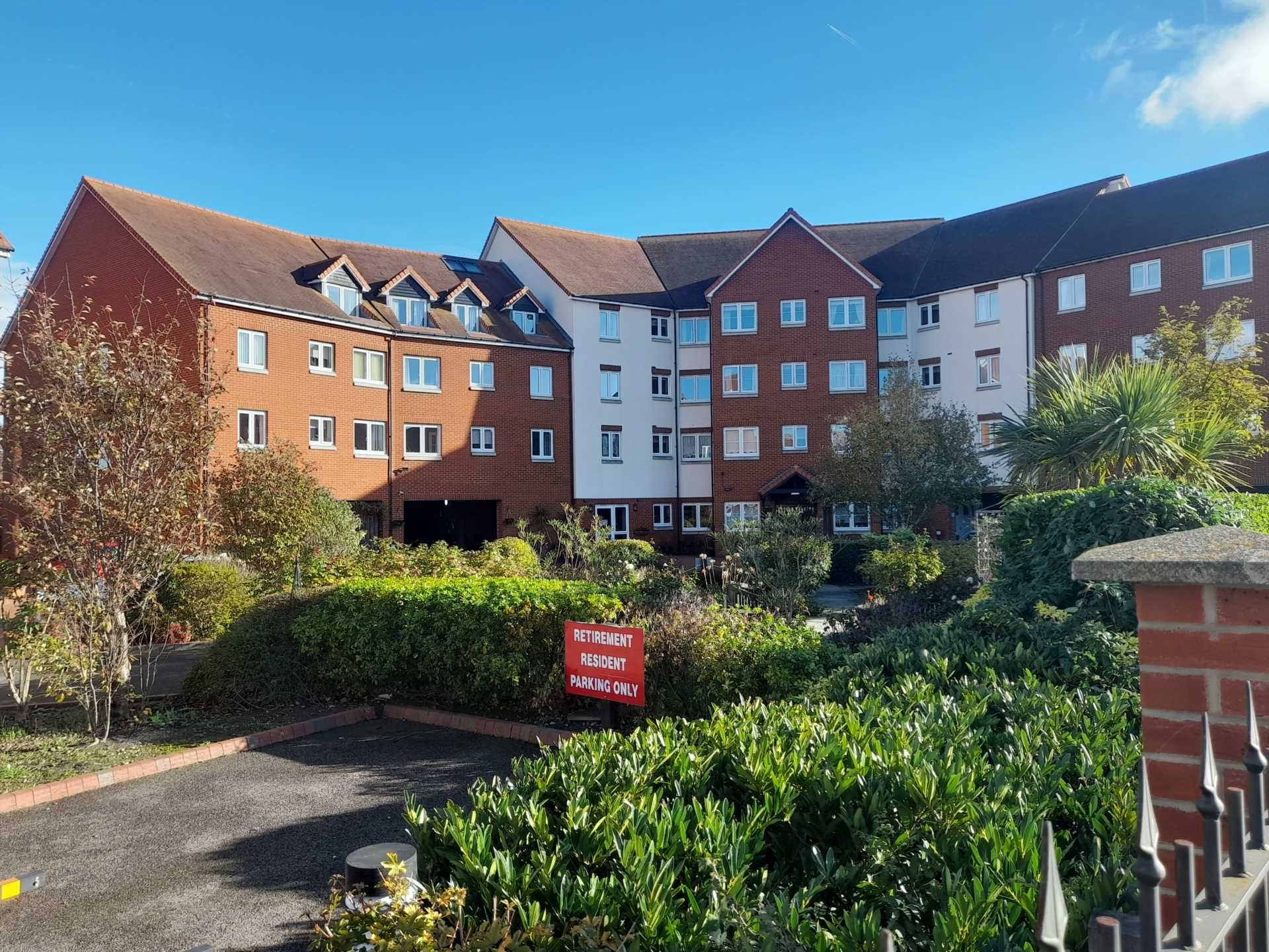 1 bed flat for sale in Tylers Ride, South Woodham Ferrers CM3 Zoopla