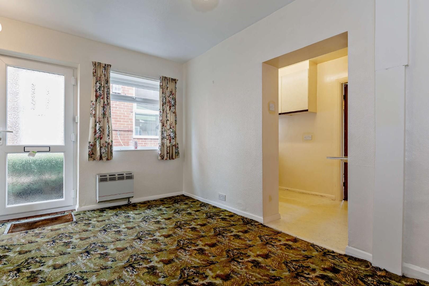 2 bed semidetached house for sale in Greenfields Avenue, Harrogate HG2