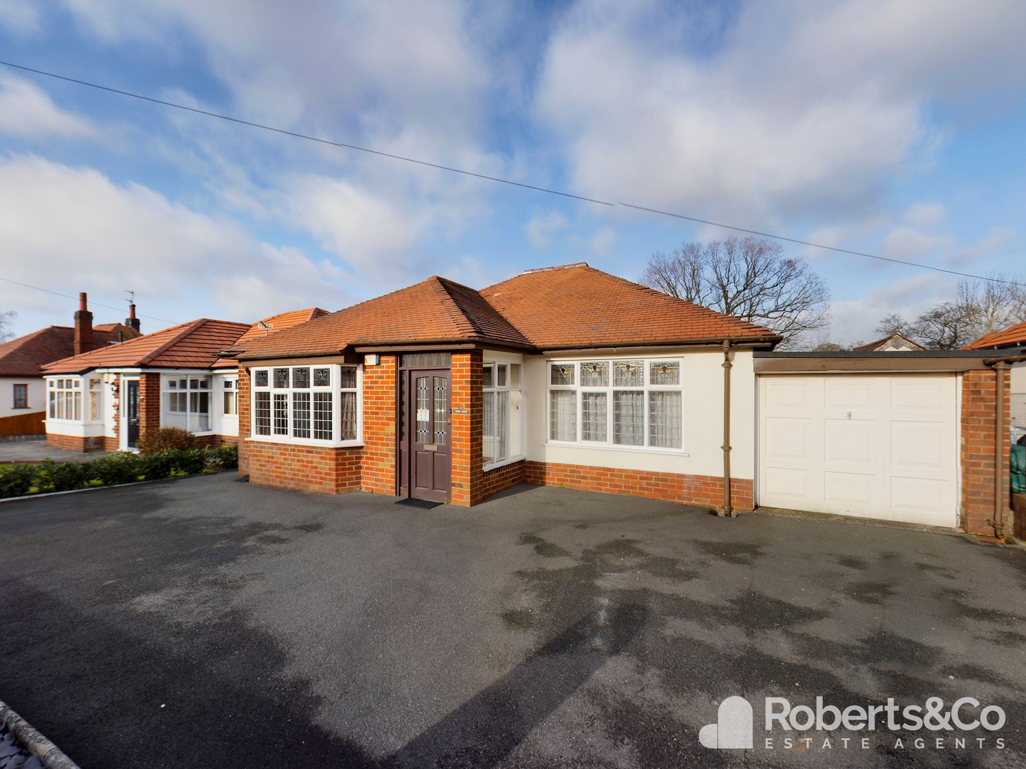 2 bed detached bungalow for sale in Lyndale Avenue, Lostock Hall