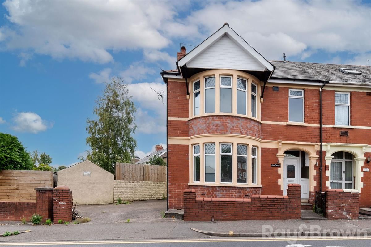 3 Bed Terraced House For Sale In Sunnycroft, Merthyr Road, Whitchurch ...