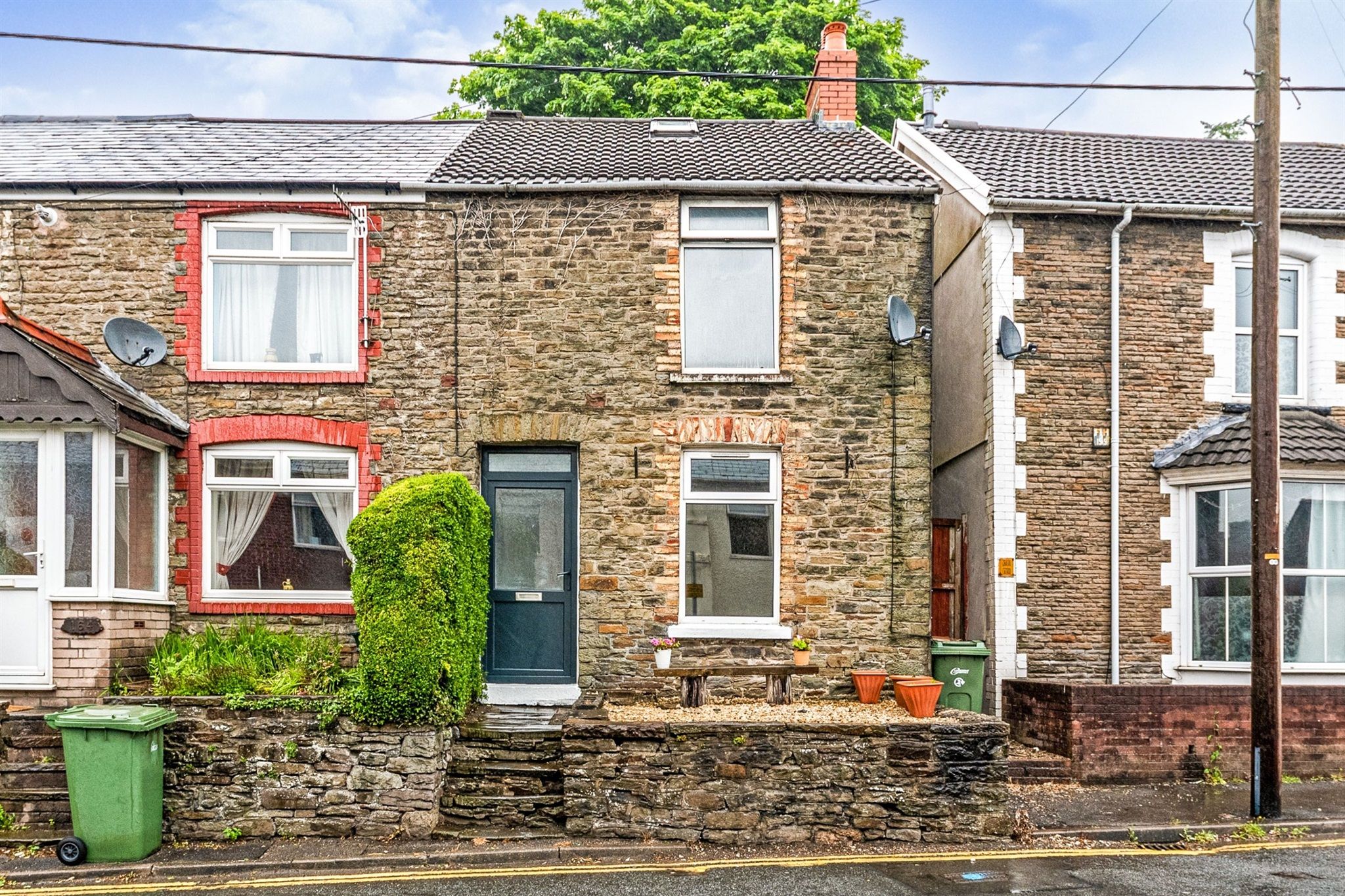 2 bed end terrace house for sale in Thomas Street, Abertridwr