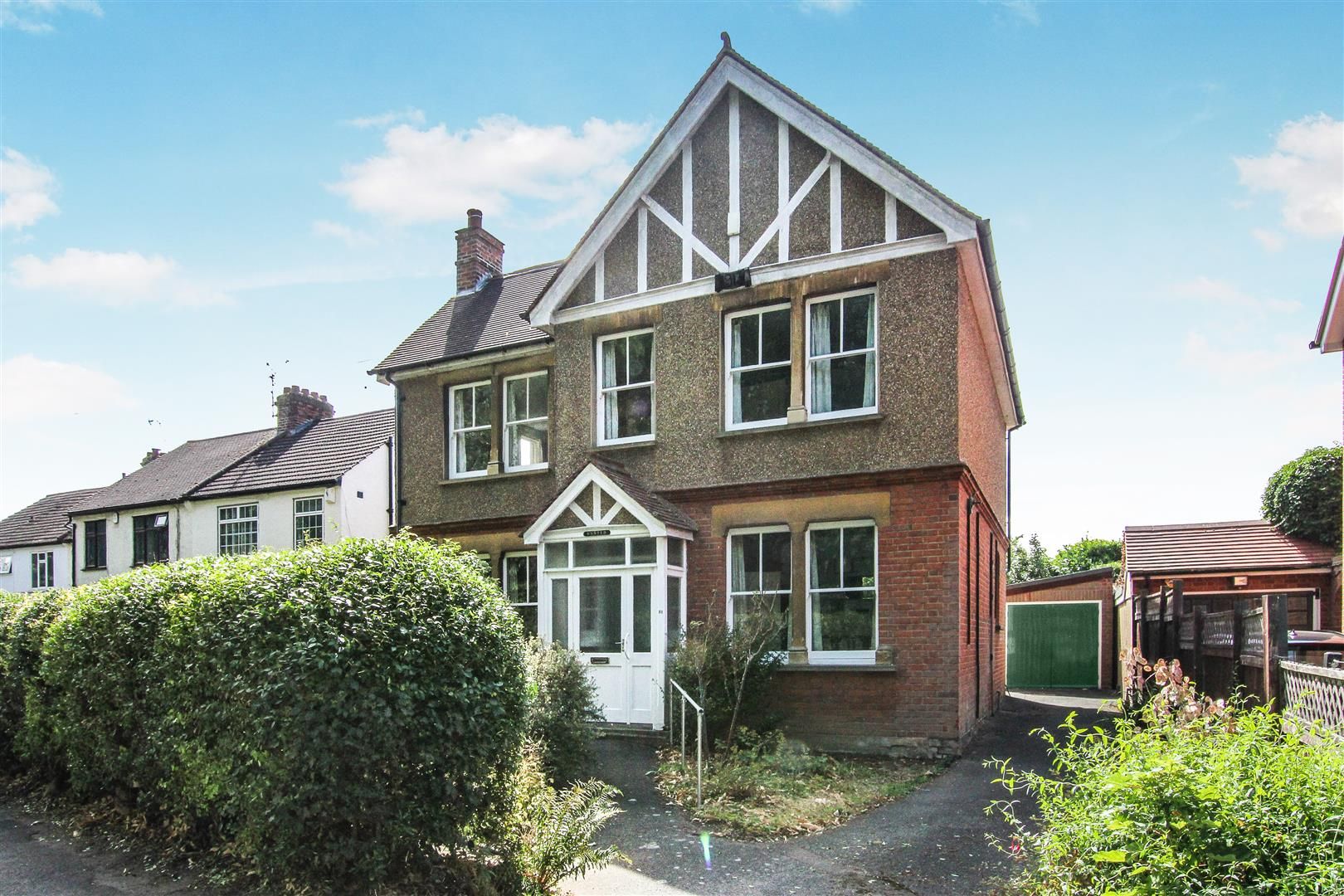 3 bed detached house for sale in Hartswood Road, Warley, Brentwood CM14