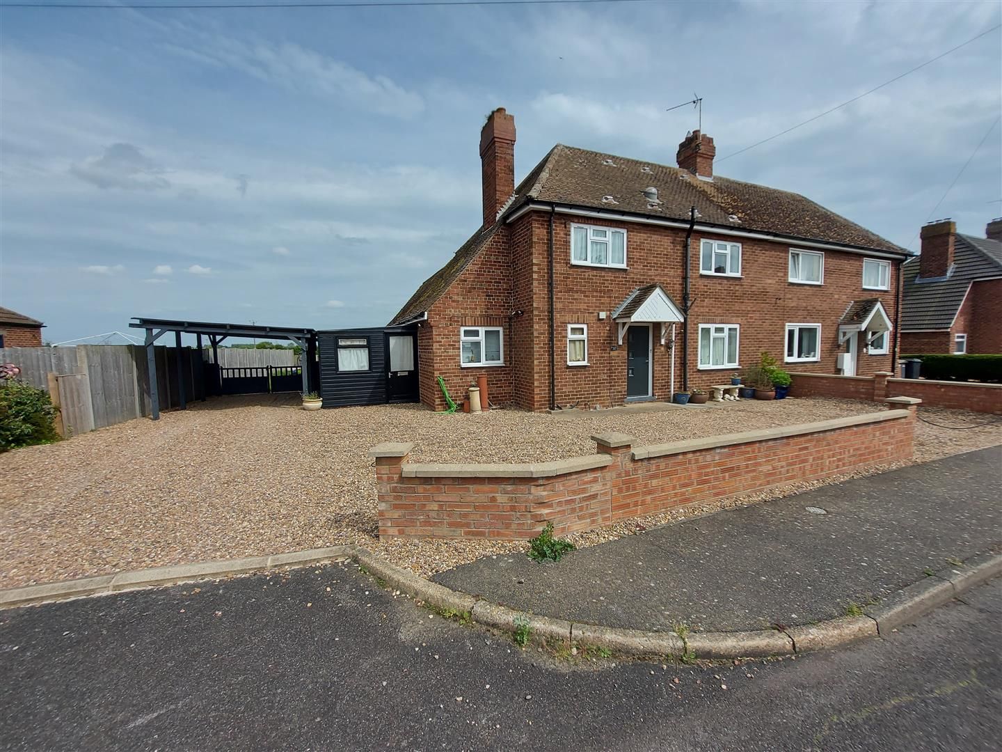 3 bed semidetached house for sale in New Street, Osbournby, Sleaford