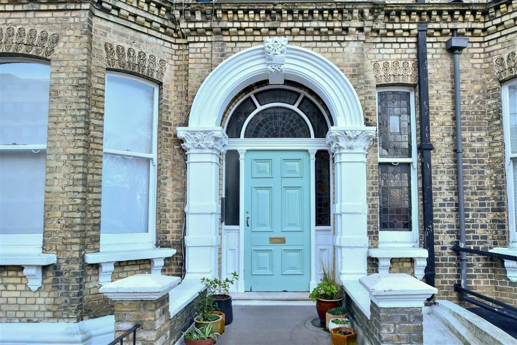 2 bed flat for sale in Cromwell Road, Hove, East Sussex BN3 Zoopla