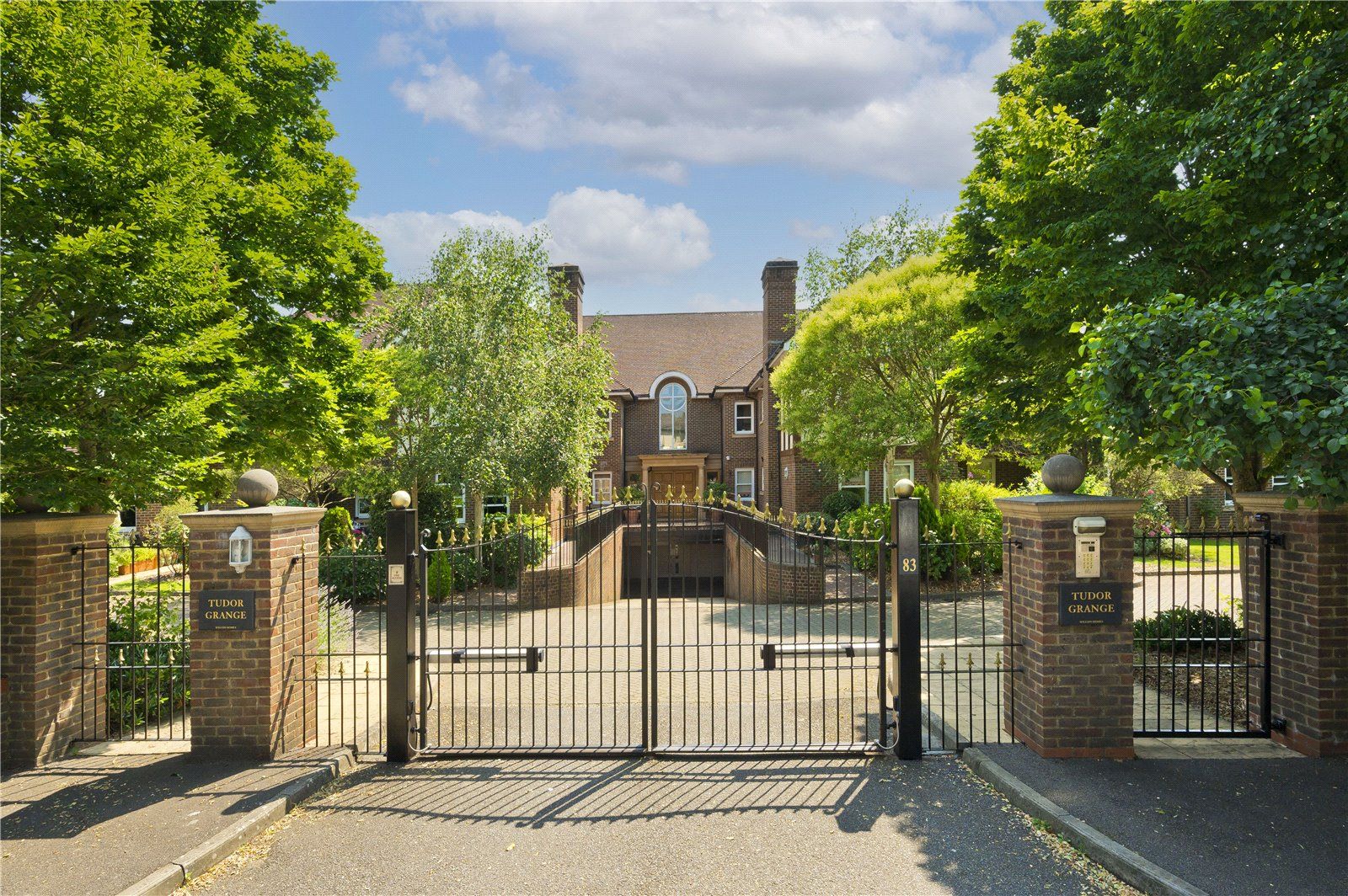 Tudor Grange 83 Oatlands Drive Weybridge Surrey KT13  