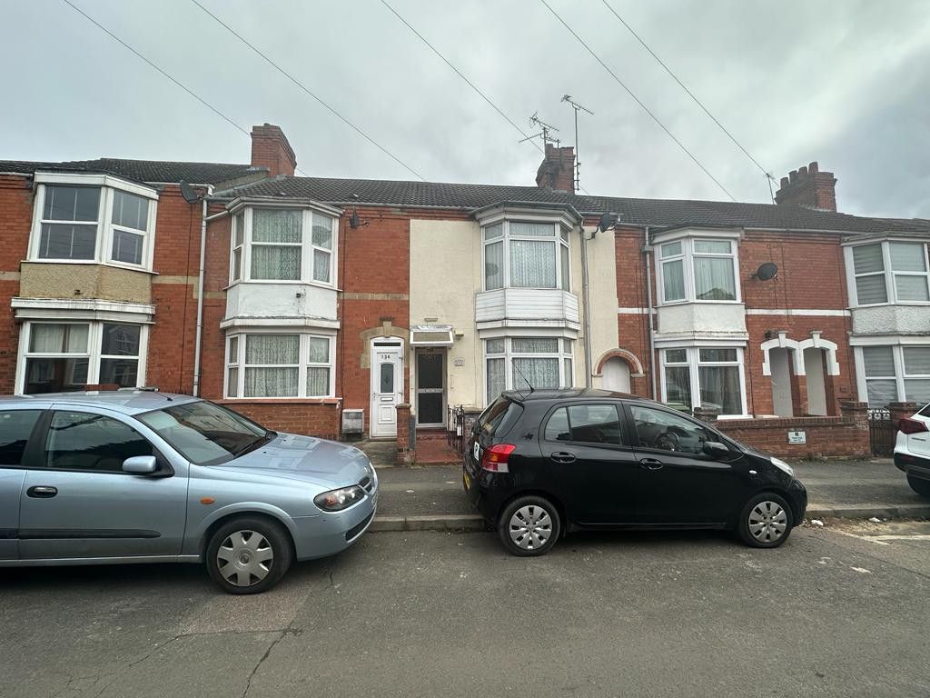 3 bed terraced house to rent in Melton Road North, Wellingborough NN8