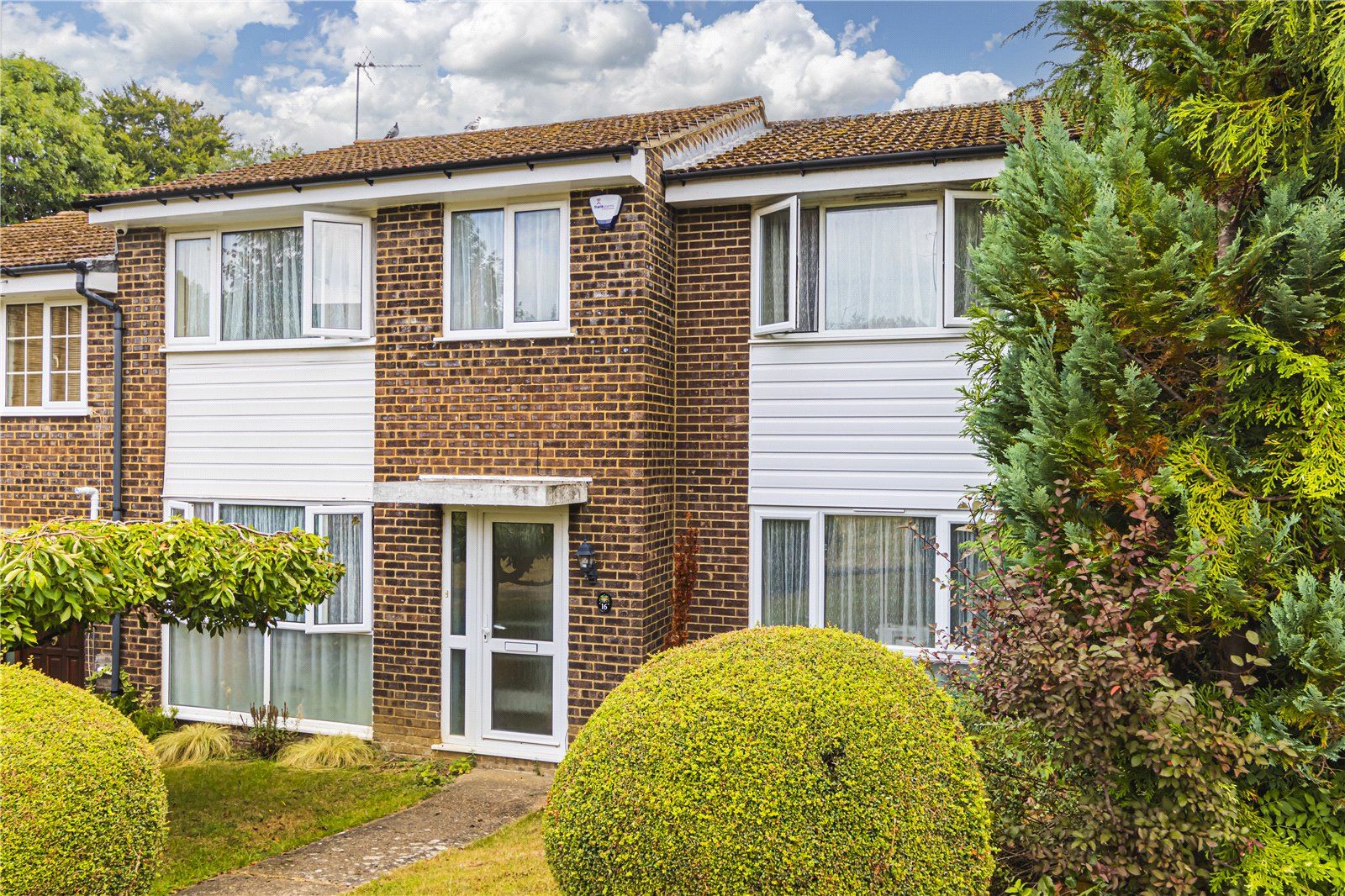 4 bed end terrace house for sale in Braemar Turn, Woodhall Farm, Hemel