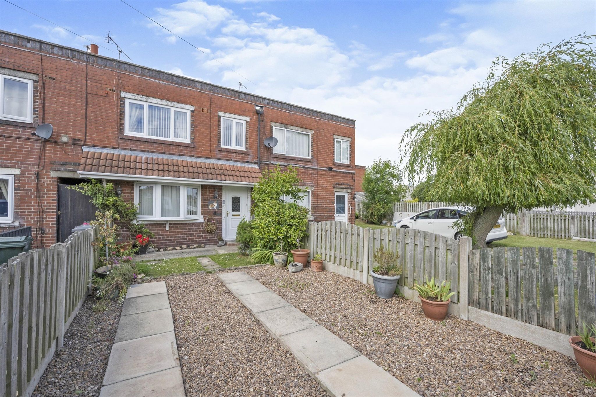 3 bed terraced house for sale in Churchill Avenue, Maltby, Rotherham