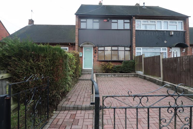 3 bed town house for sale in Recorder Grove, Chell Heath, StokeOn