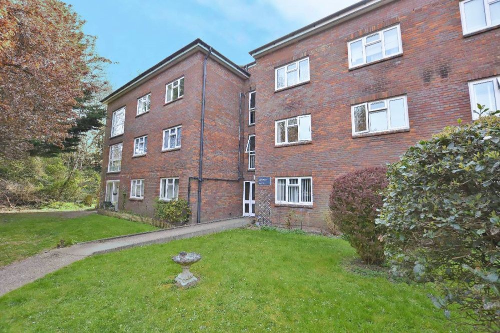 Mead Place, Berry Lane, Rickmansworth, Herefordshire WD3