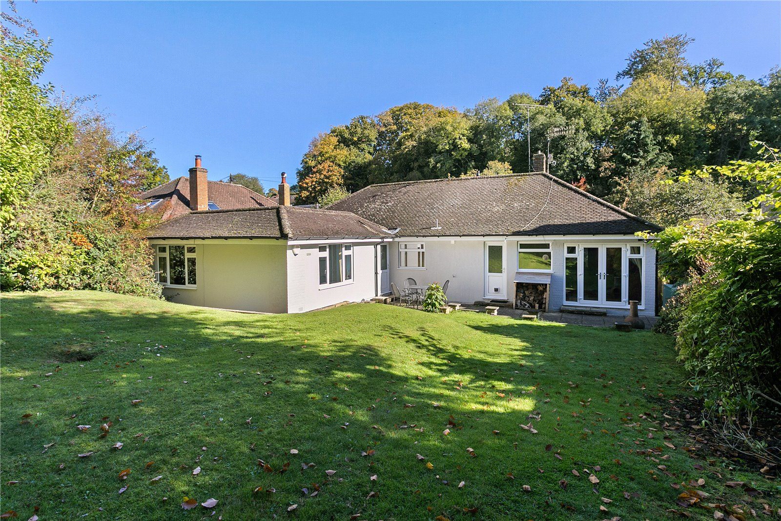 4 bed bungalow for sale in Cherry Drive, Forty Green, Beaconsfield