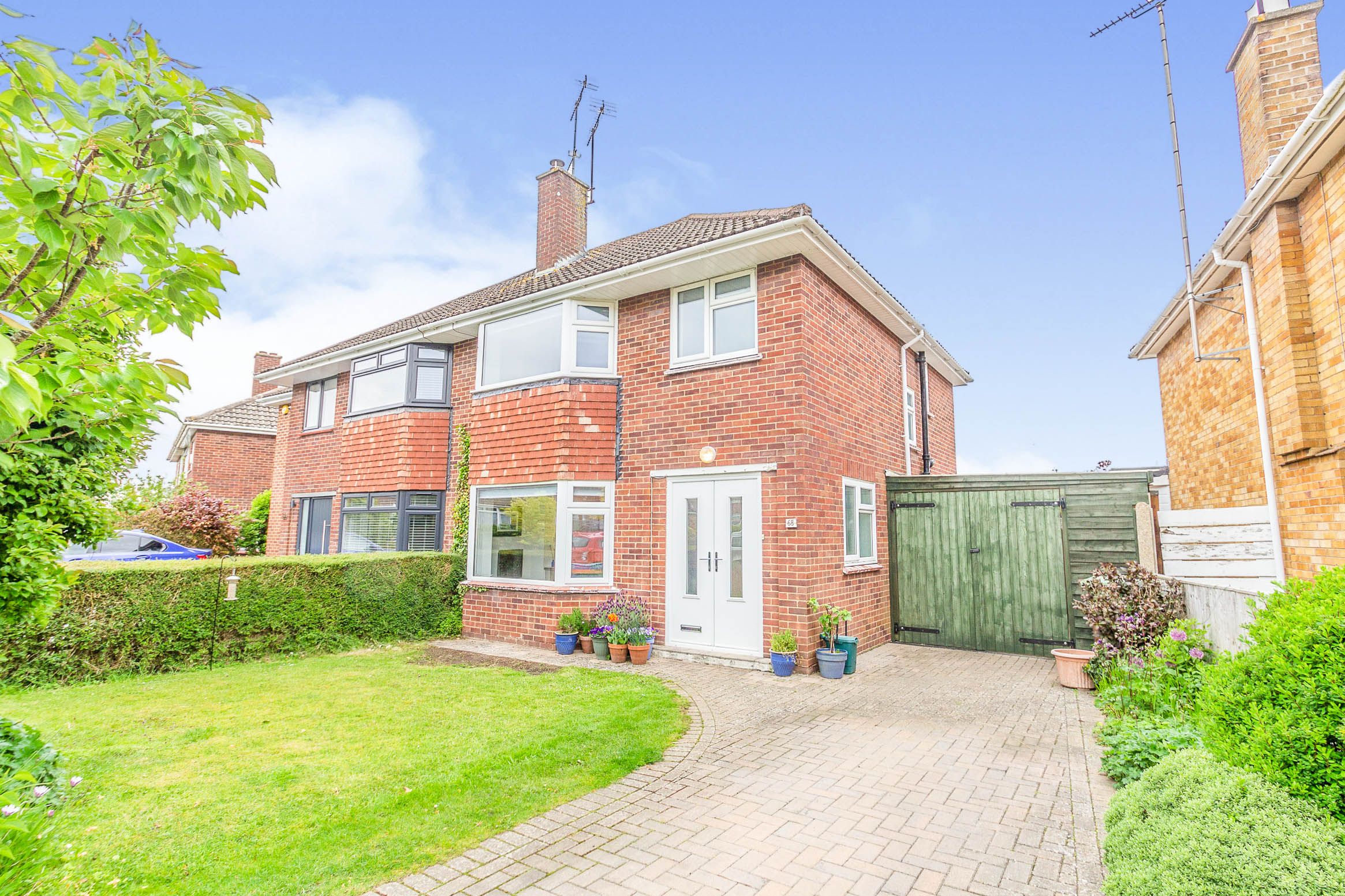 3 bed semidetached house for sale in Beeches Road, Charlton Kings