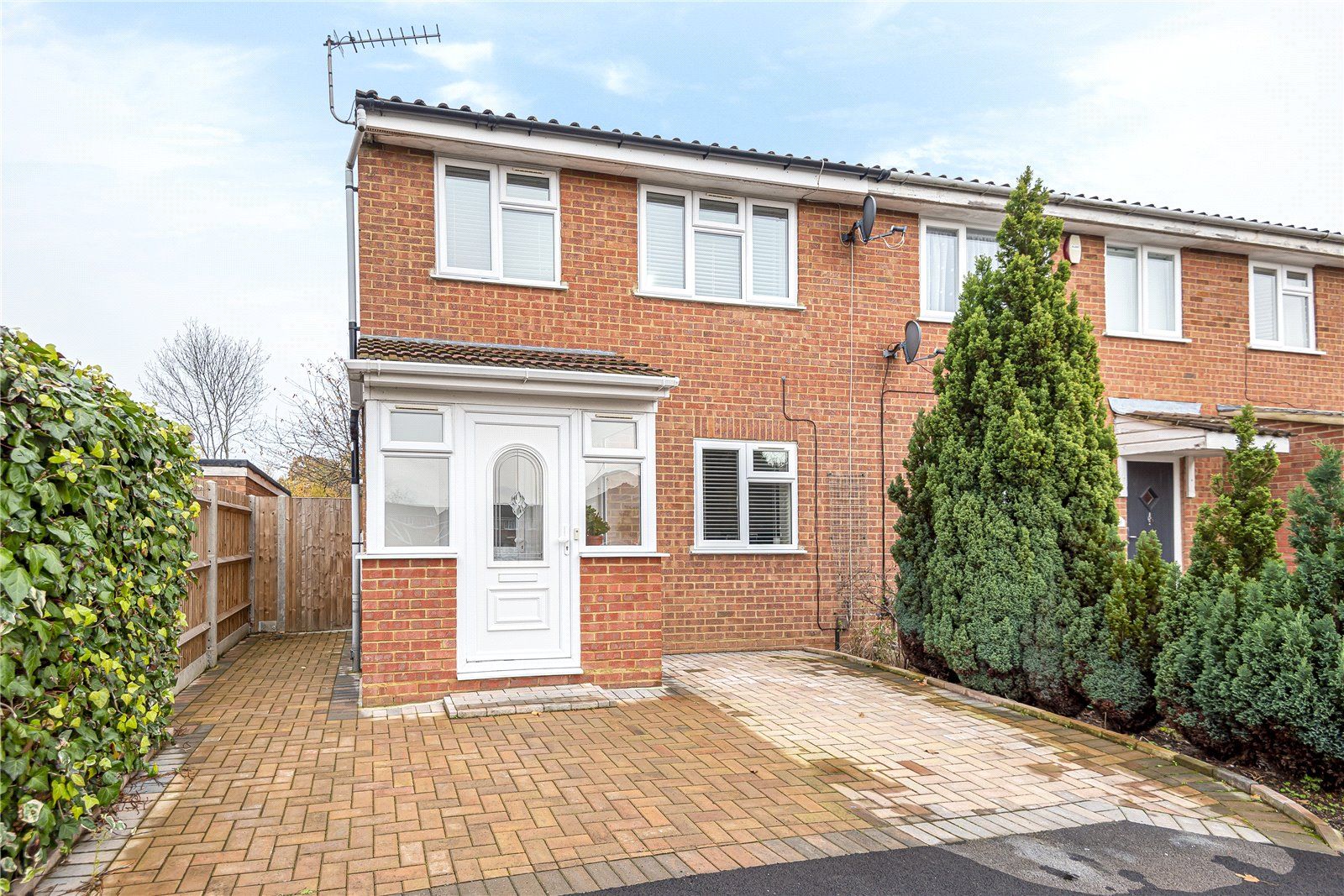 Cranston Close, Ickenham, Middlesex UB10  