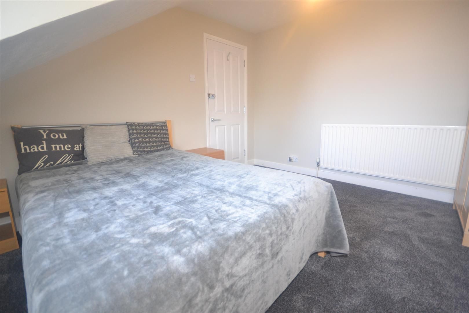 Room to rent in Watlington Street, Reading RG1 Zoopla