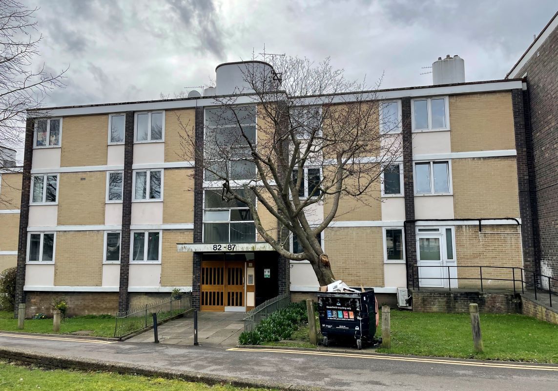 86 Winterfold Close, Wimbledon, London SW19