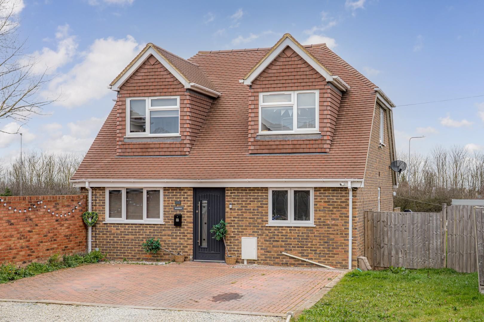 4 bed detached house for sale in Pilgrims Lane, Seasalter, Whitstable