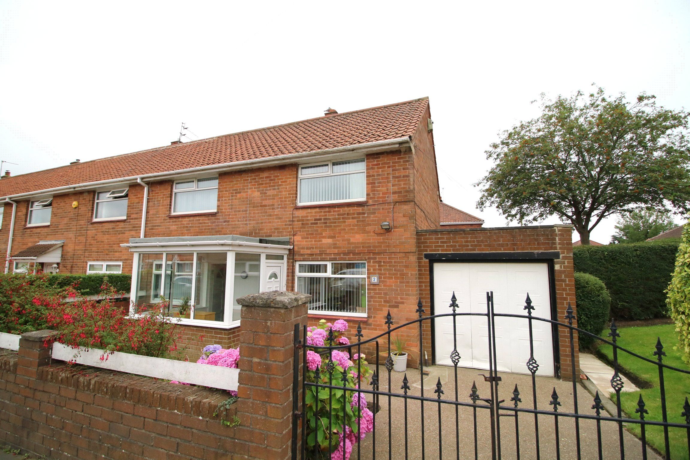 3 bed end terrace house to rent in Burwell Avenue, Denton Burn