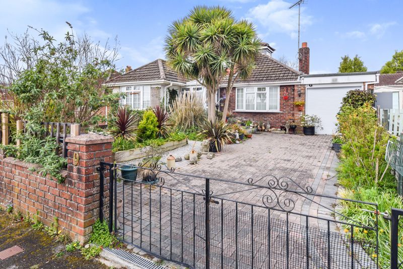 3 bed detached house for sale in Rosemary Way, Cowplain, Waterlooville