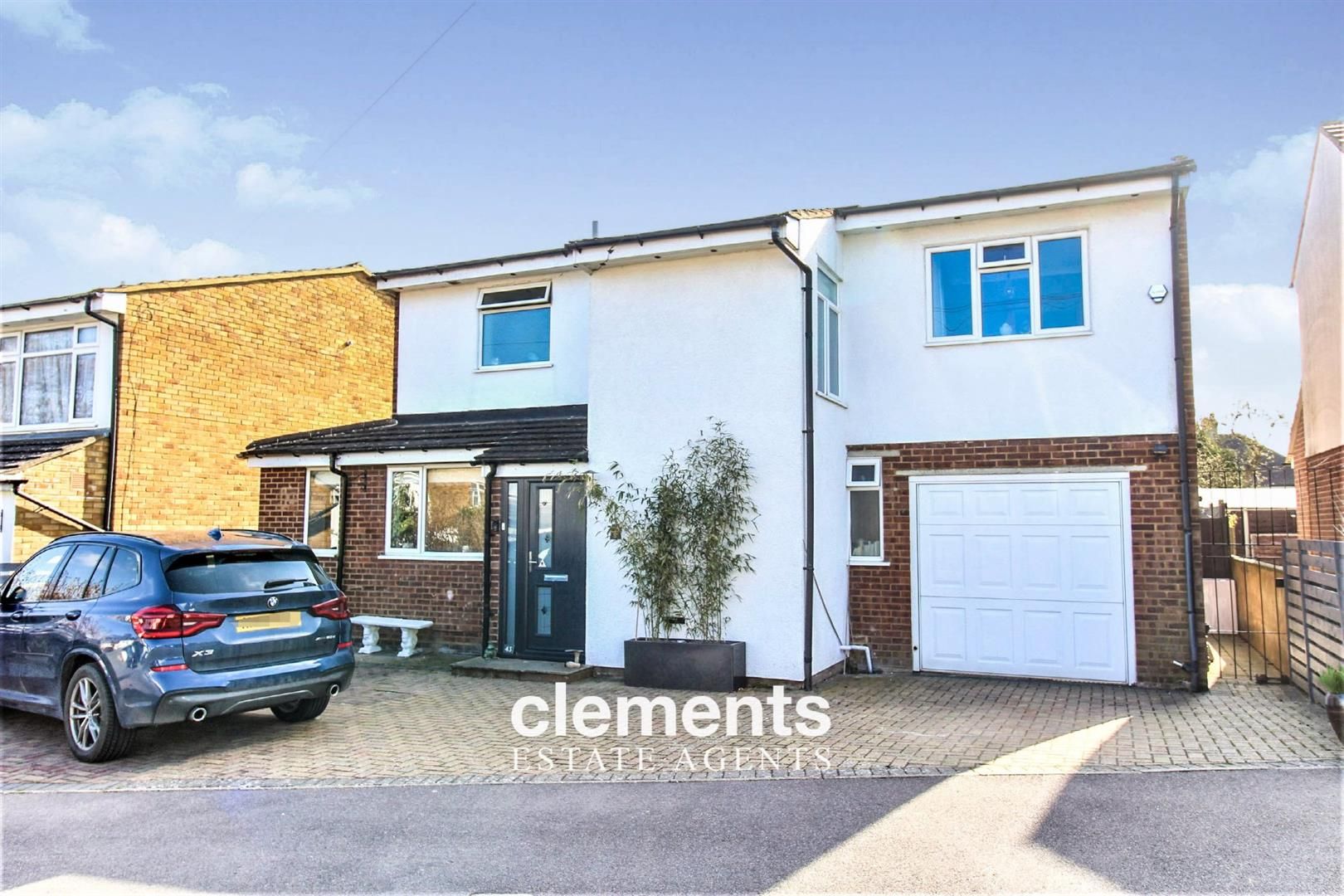 3 bed detached house for sale in Manorville Road, Hemel Hempstead HP3