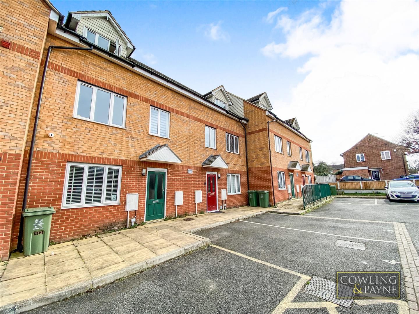 4 bed terraced house to rent in Cpo9097, Rettendon View, Wickford Let