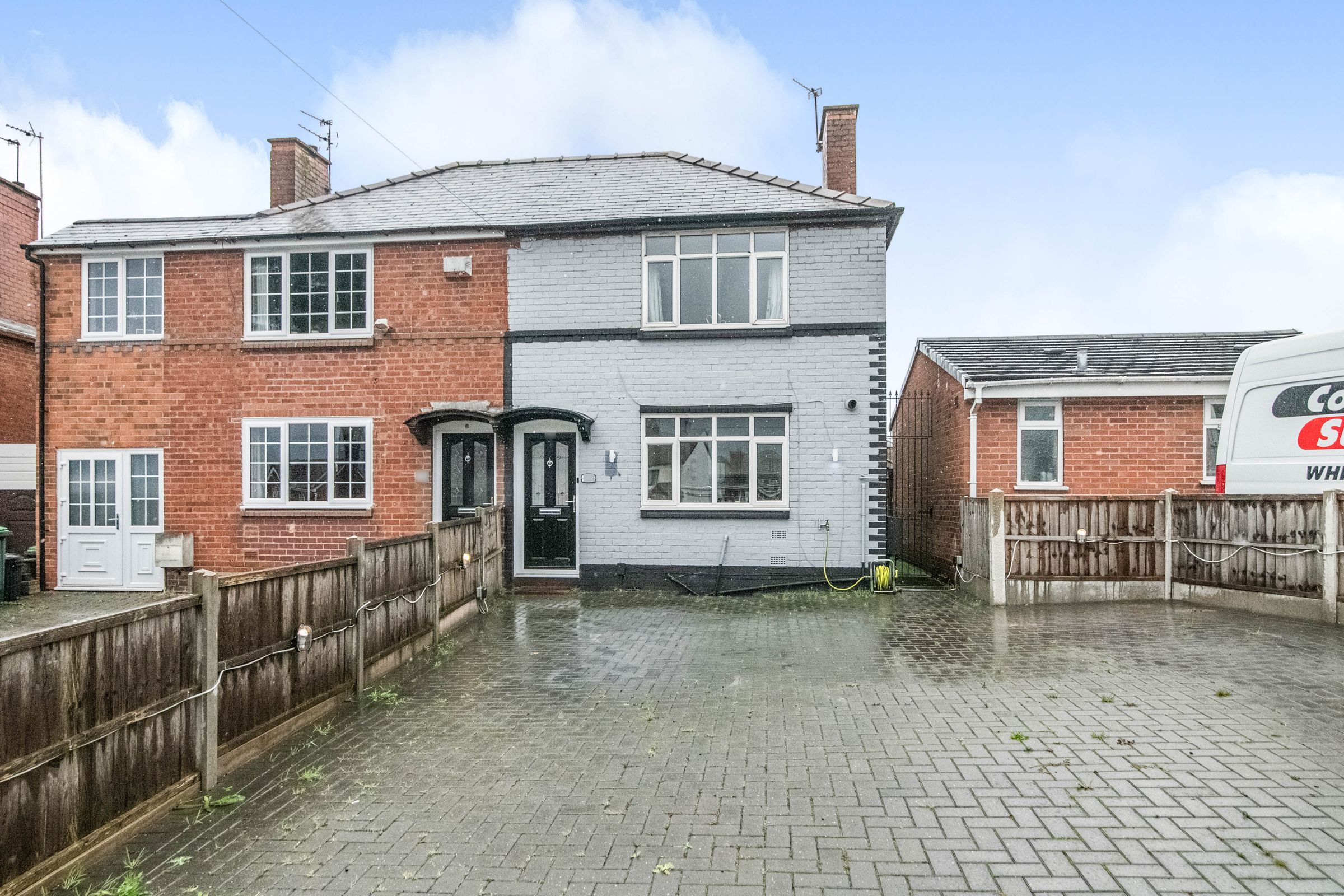 2 bed semidetached house for sale in Mincing Lane, Rowley Regis B65