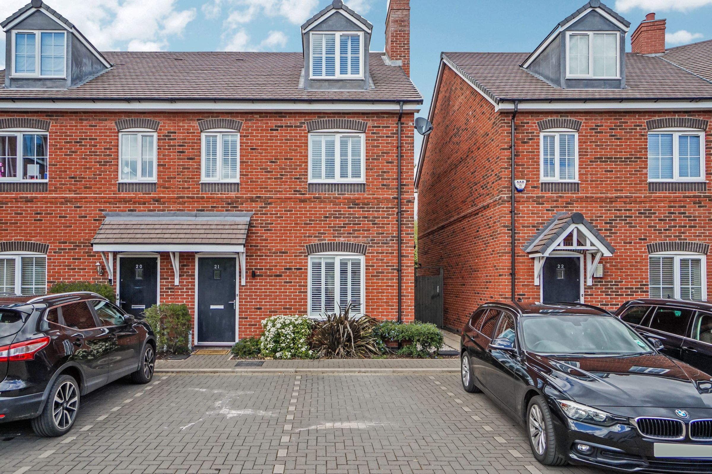 3 bed semidetached house for sale in The Sidings, Water Orton