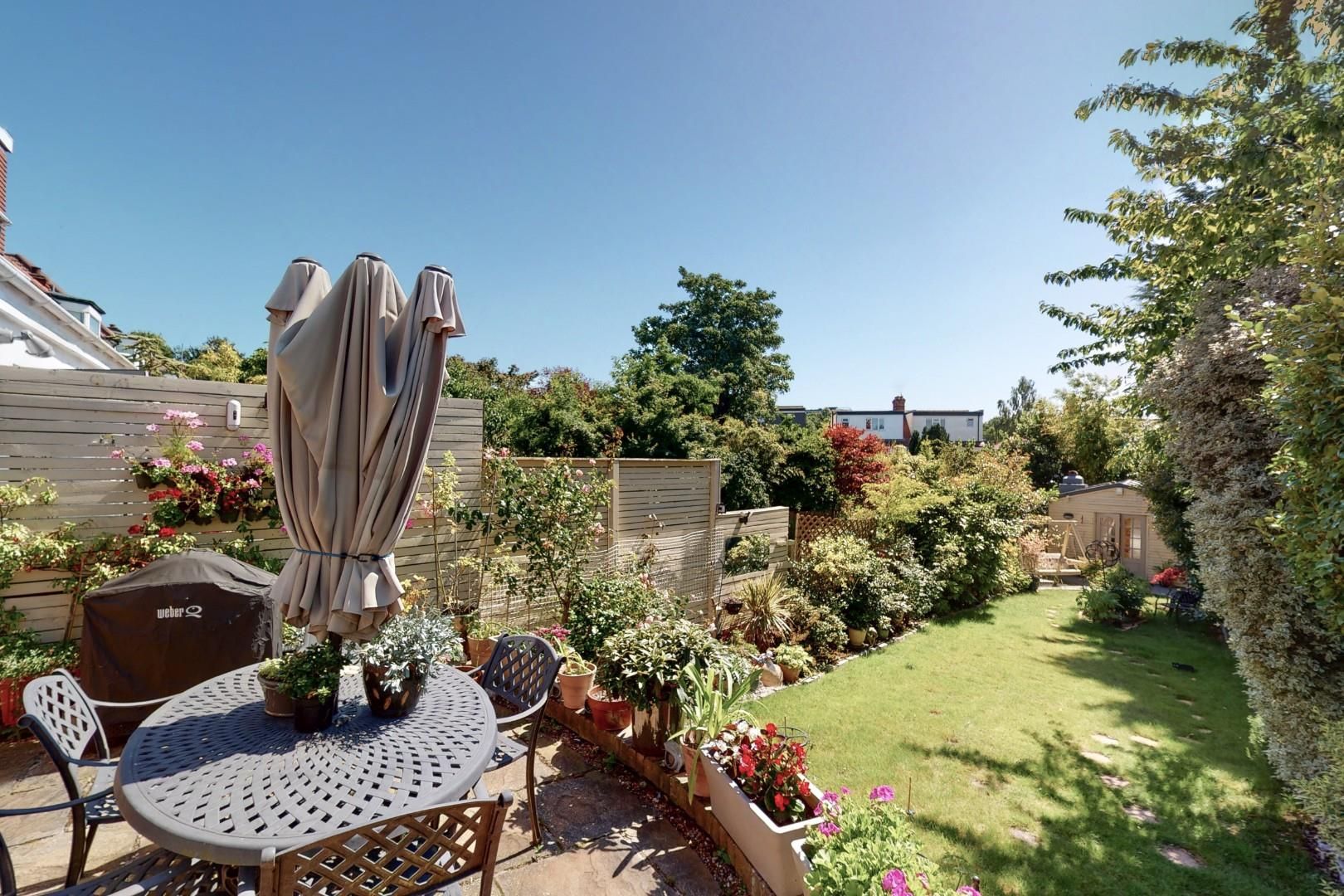 St. Marys Crescent, London NW4