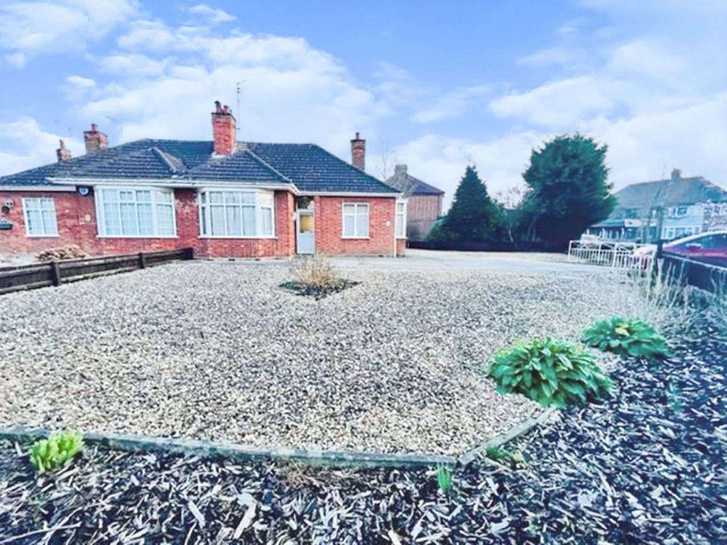 2 bed semidetached bungalow for sale in Sallows Road, Peterborough PE1