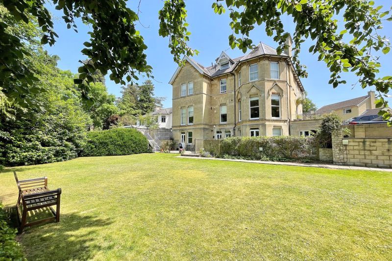 2 bed flat for sale in Weston Lane, Bath BA1 Zoopla