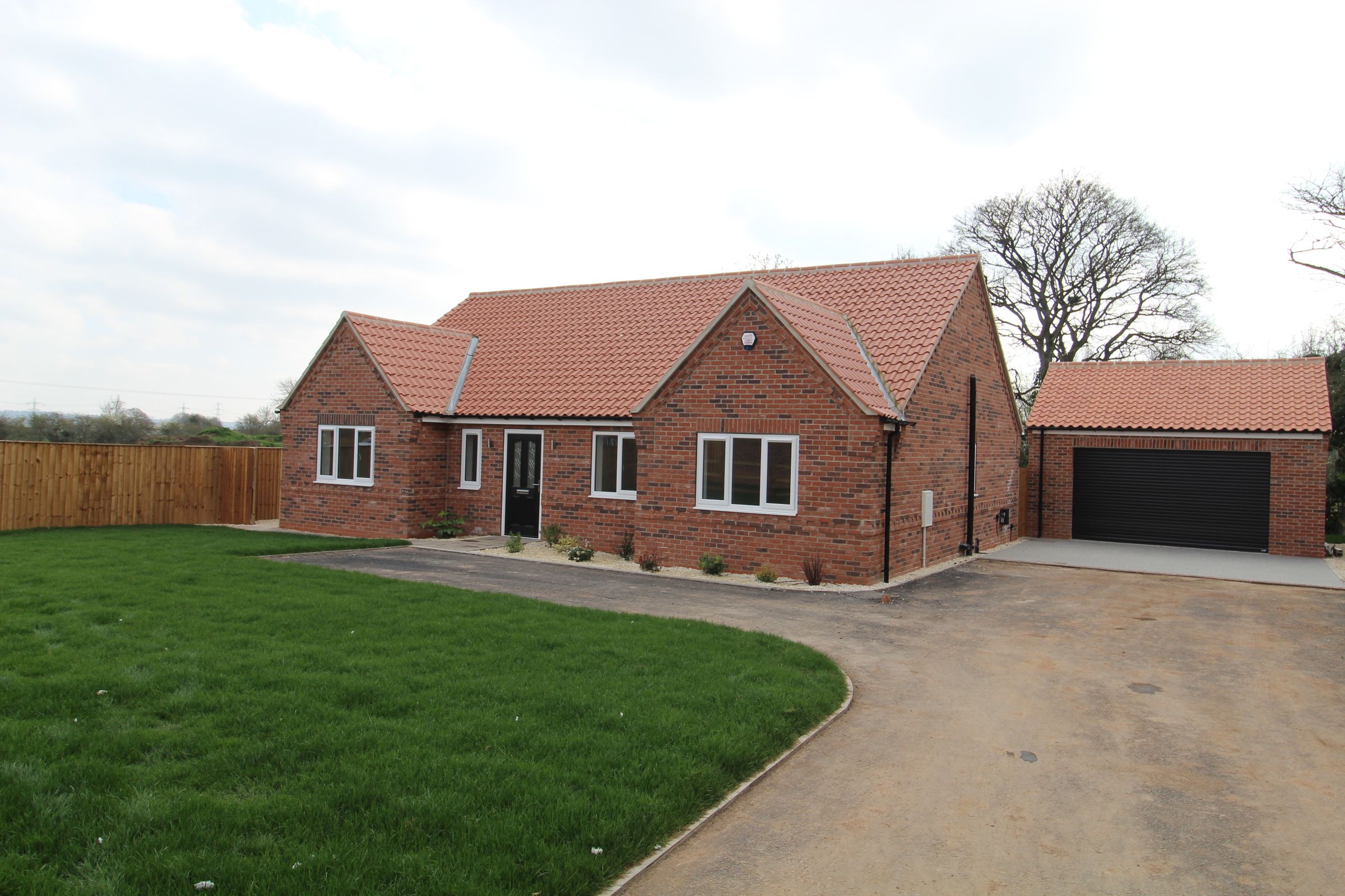 4 bed detached bungalow for sale in Birdcroft Lane, Walkeringham