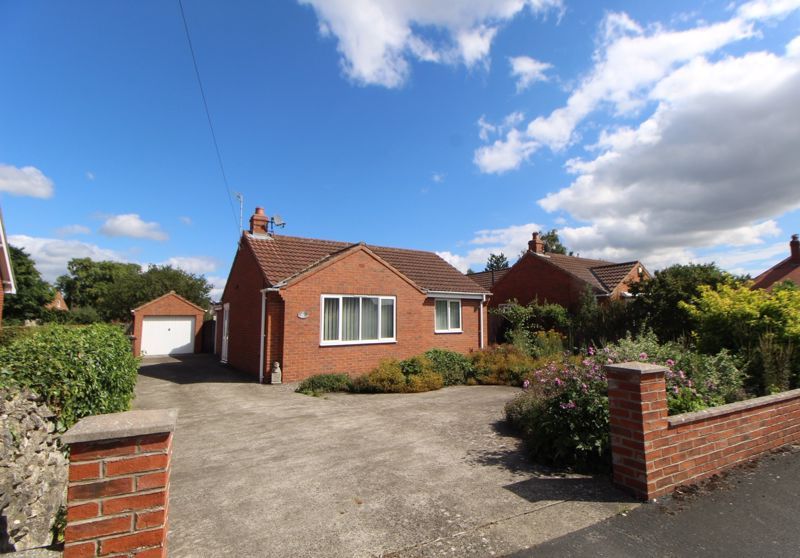 3 bed detached bungalow for sale in Outgang Road, Pickering YO18 Zoopla