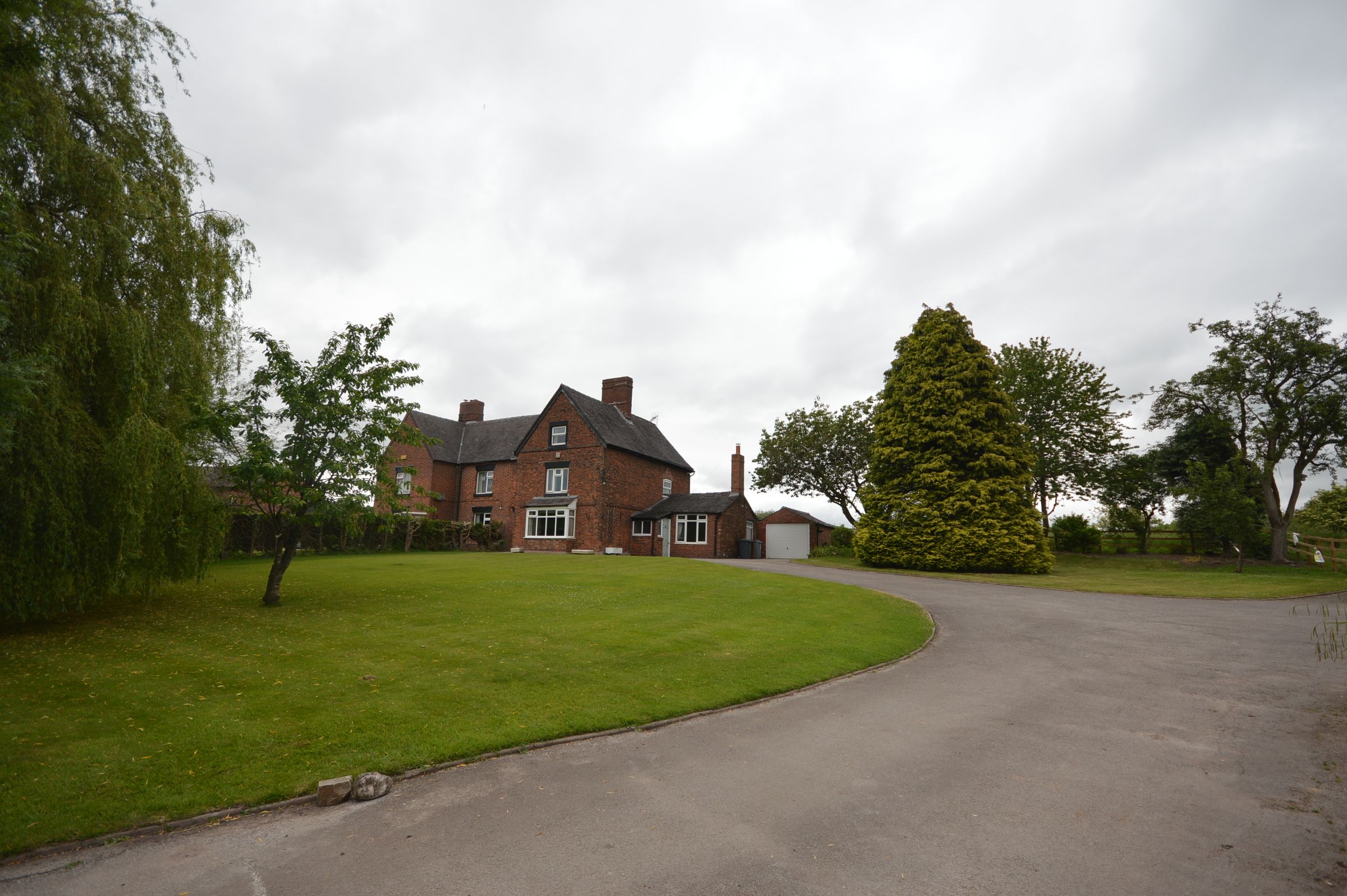 4 bed farmhouse to rent in Arclid Green, Arclid, Sandbach CW11 Zoopla
