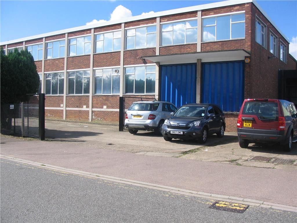 Light industrial to let in Windsor Road, Bedford MK42 Zoopla
