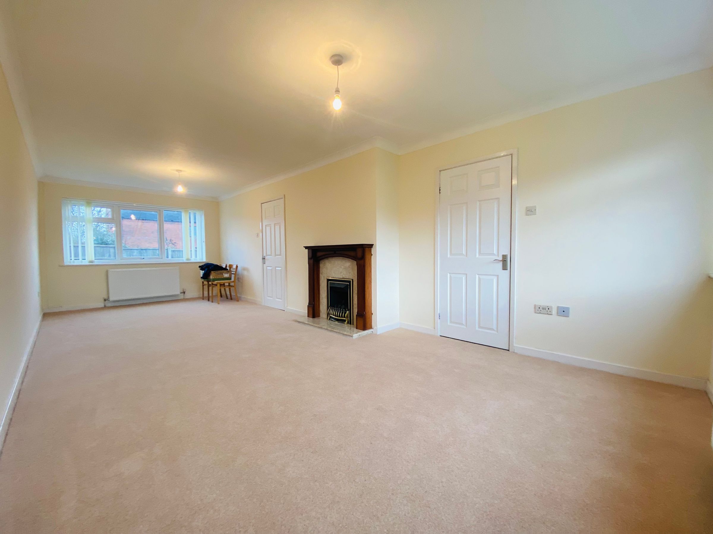 3 bed semidetached house to rent in St. Chads Close, Denstone