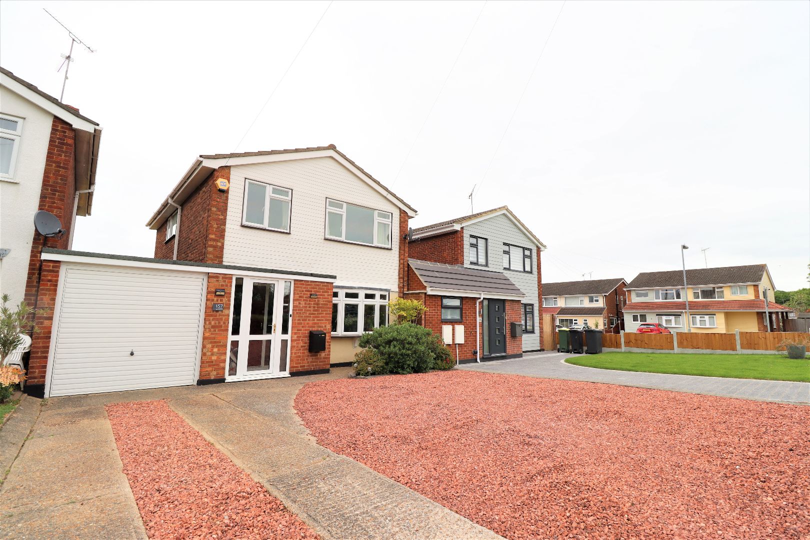 3 bed linkdetached house for sale in Grove Road, Rayleigh, Essex SS6 Zoopla