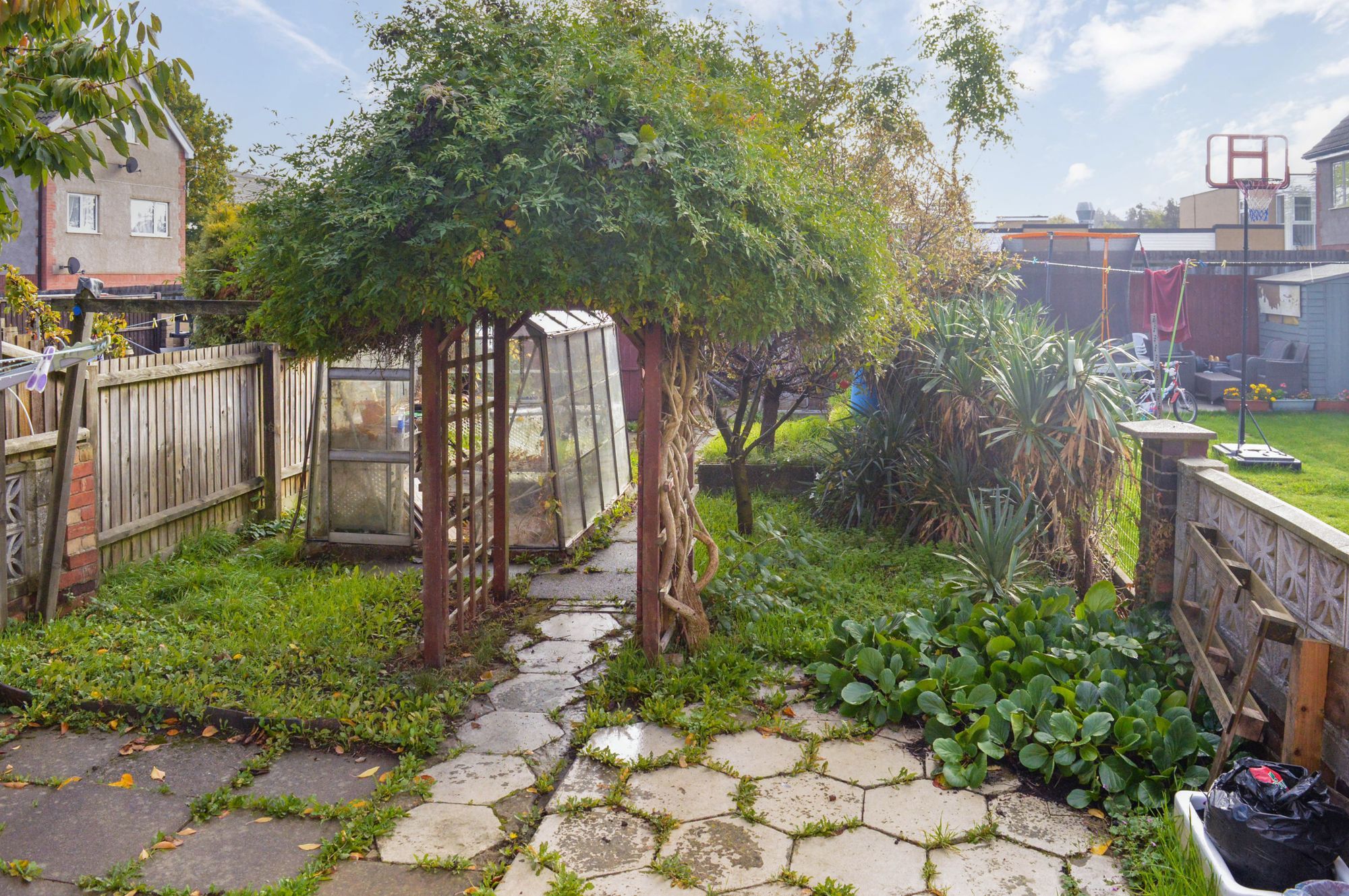 3 bed semidetached house for sale in Trenant Road, Off Saffron Lane