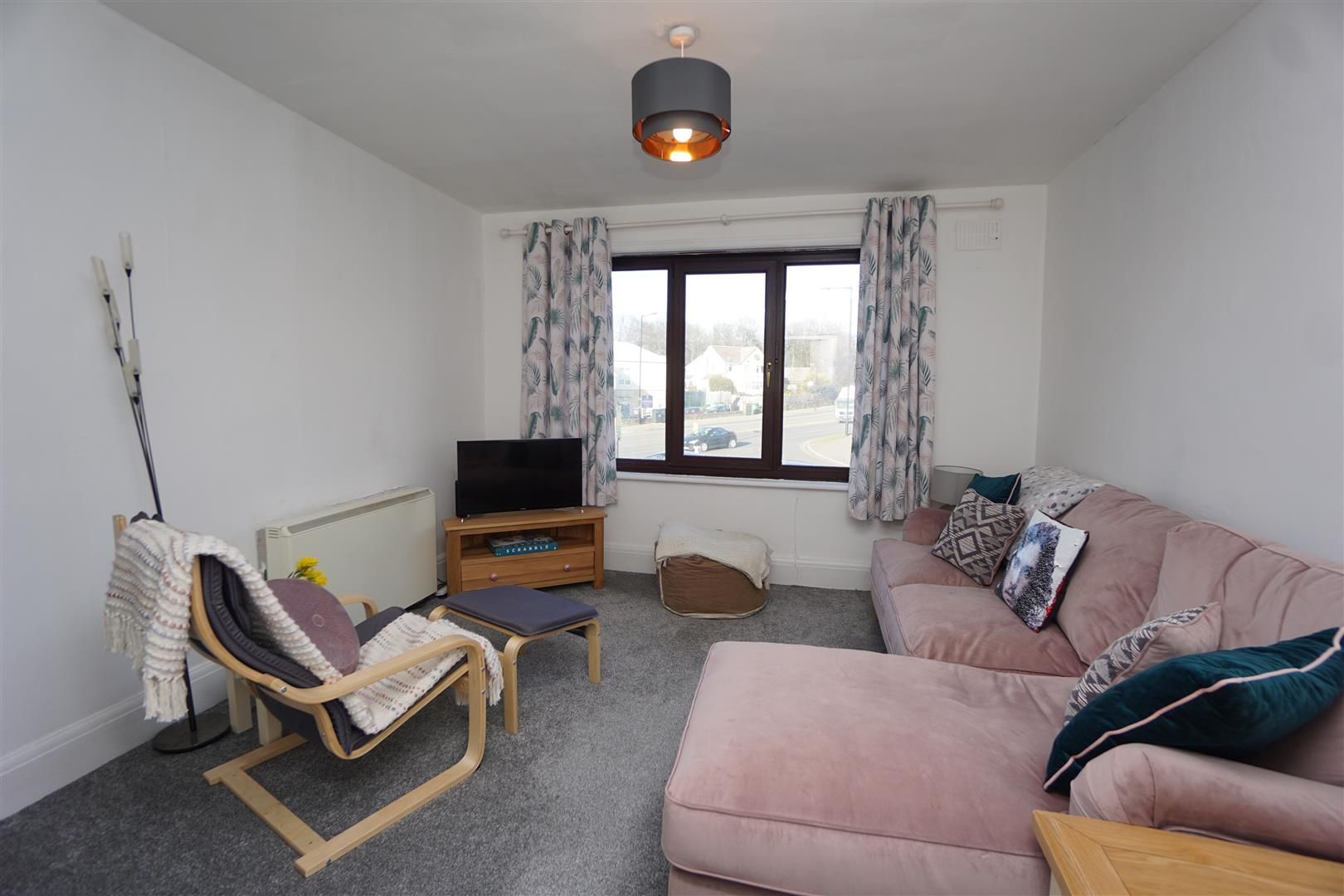 2 bed flat to rent in Southey Green Road, Sheffield, South Yorkshire S5