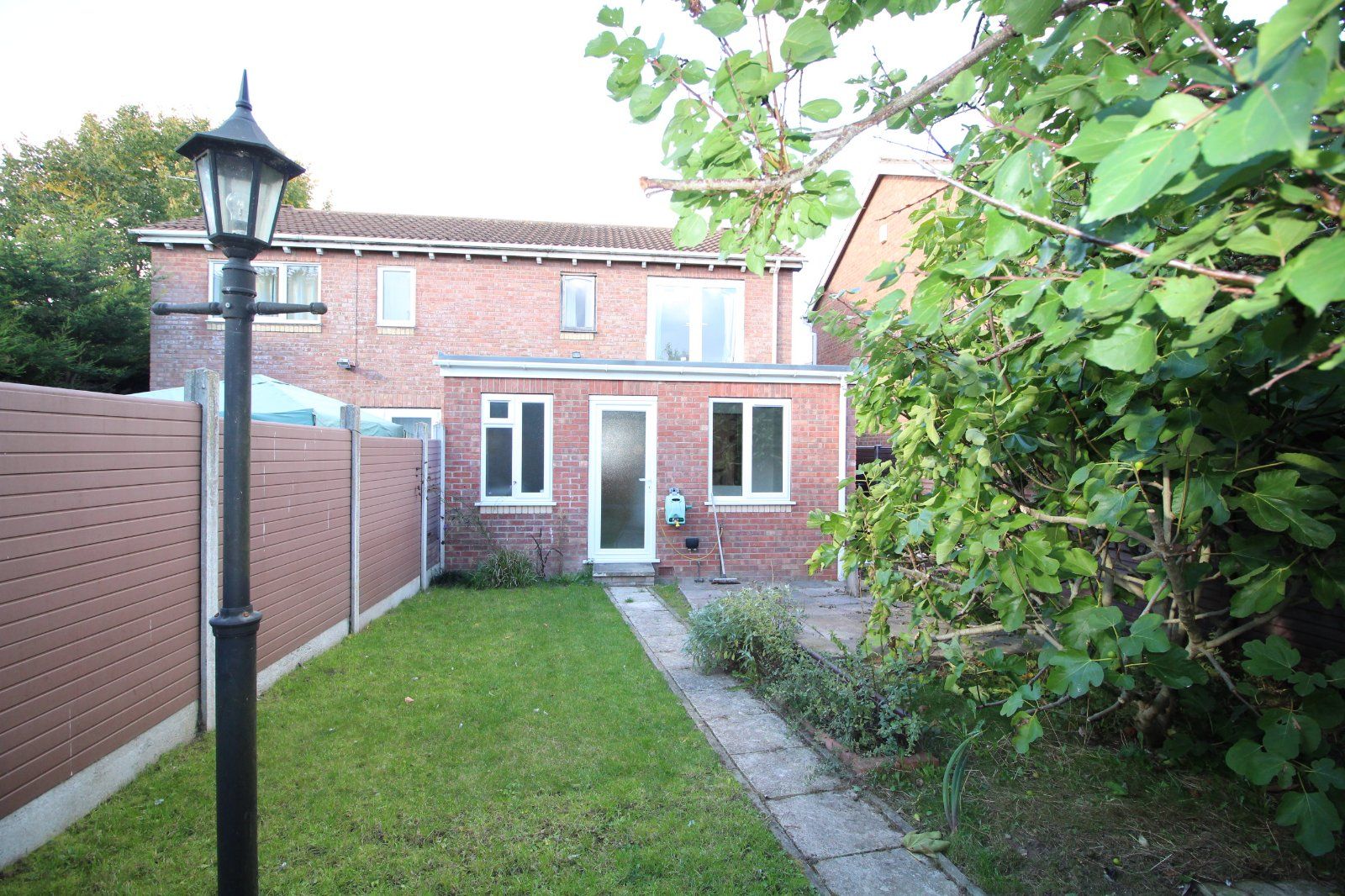 2 bed semidetached house for sale in Carron Crescent, York, North