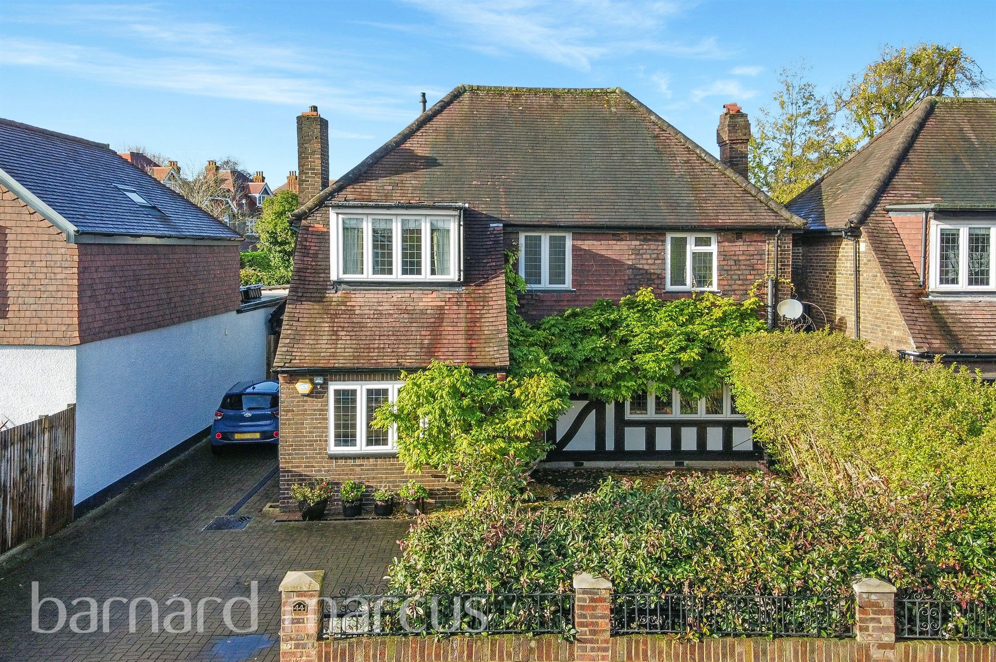 4 bed detached house for sale in Upper Brighton Road, Surbiton KT6 Zoopla