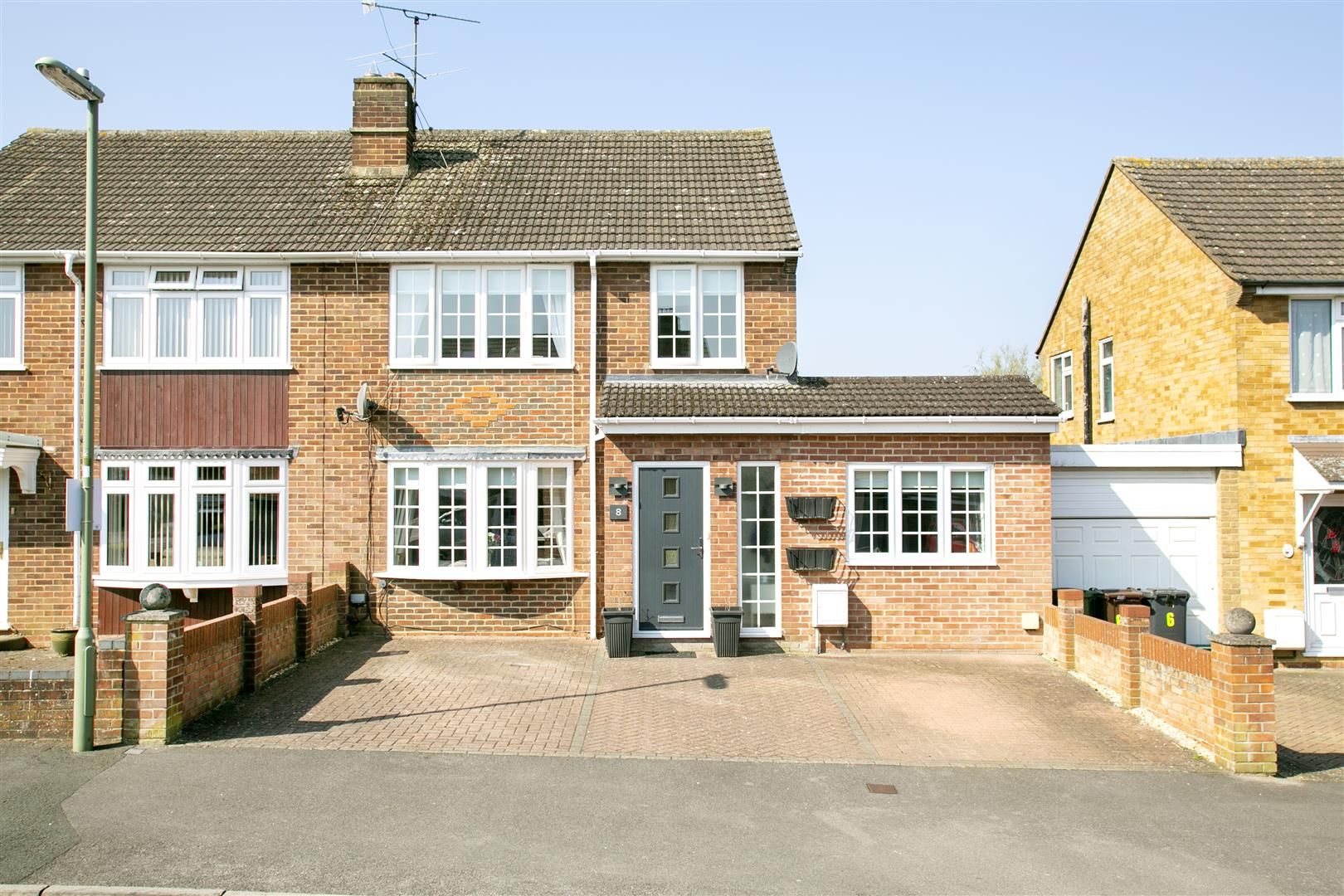 4 bed semidetached house for sale in Willow Way, Basingstoke RG23 Zoopla