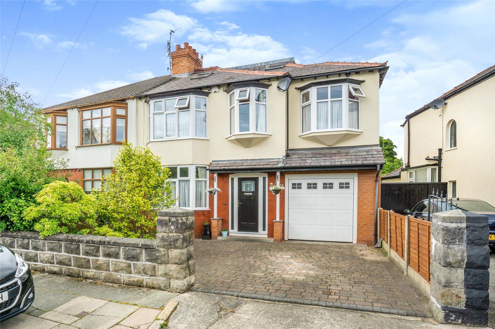 5 bed semidetached house for sale in Endfield Park, Grassendale