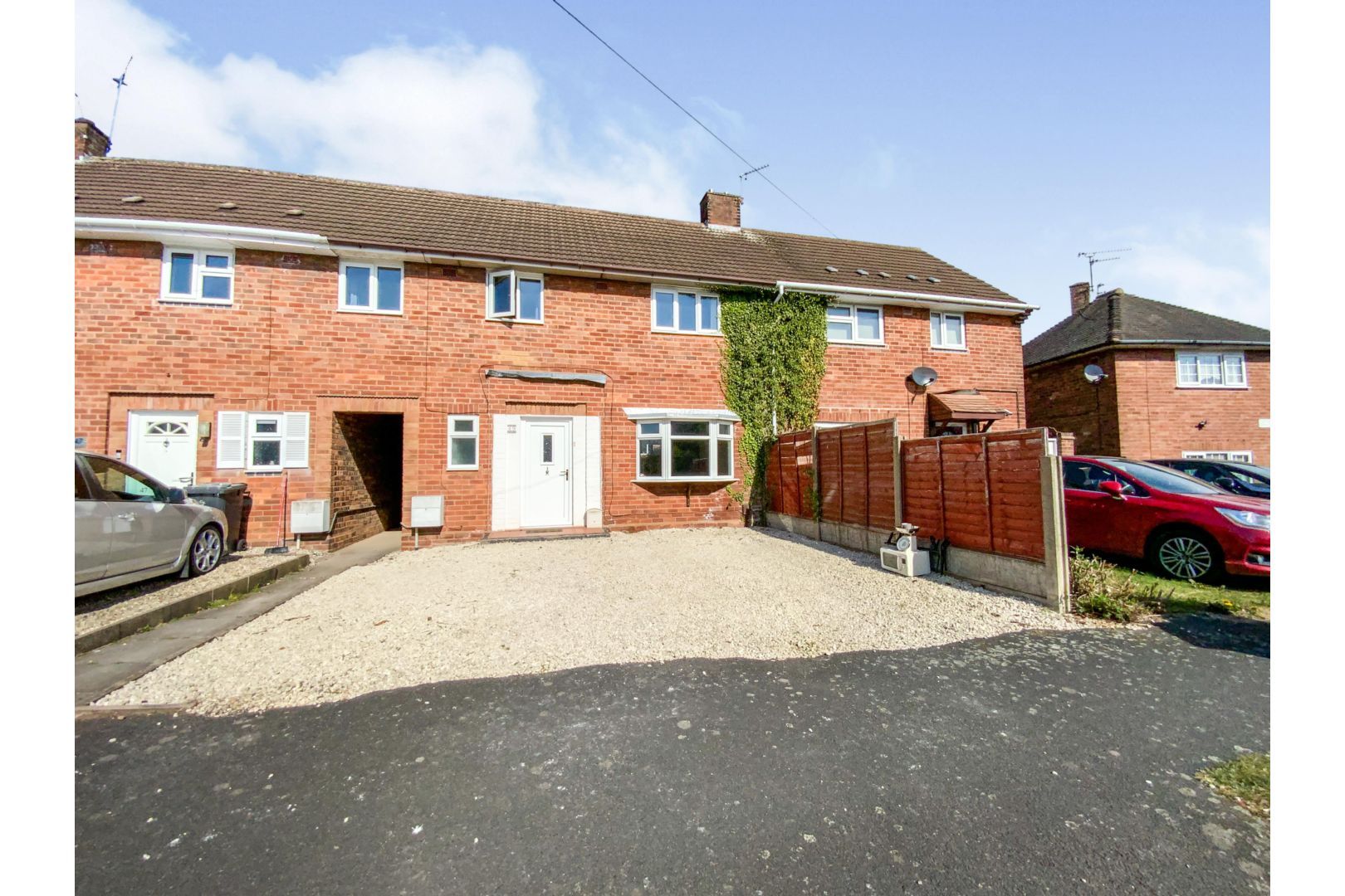 Chelmarsh Avenue Castlecroft Wolverhampton WV3  