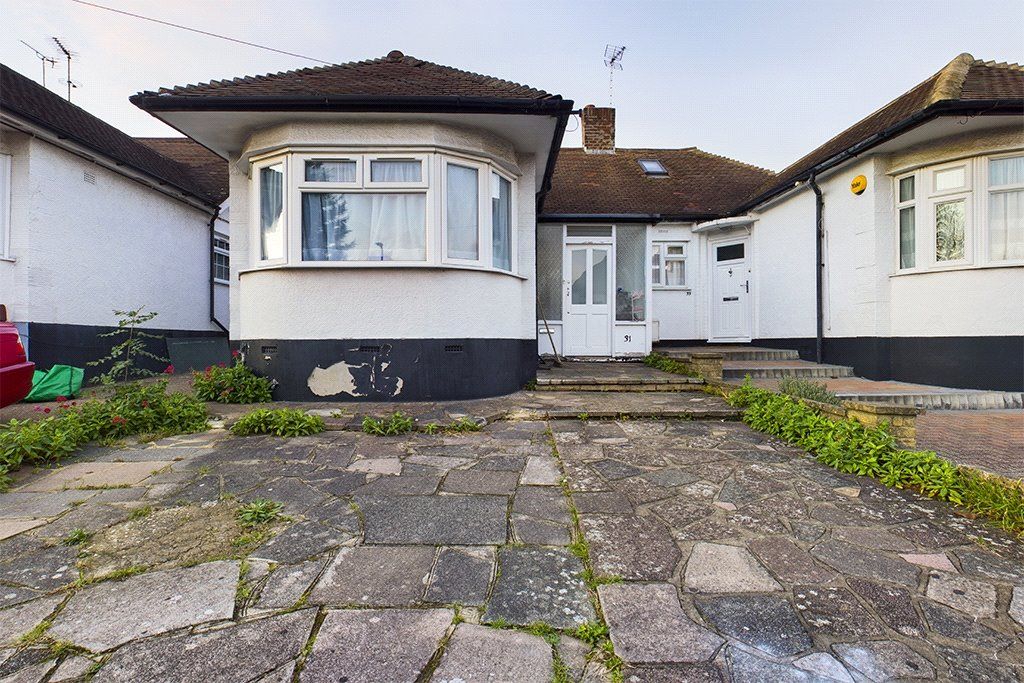 3 bed bungalow for sale in Cavendish Avenue, Ruislip HA4 Zoopla