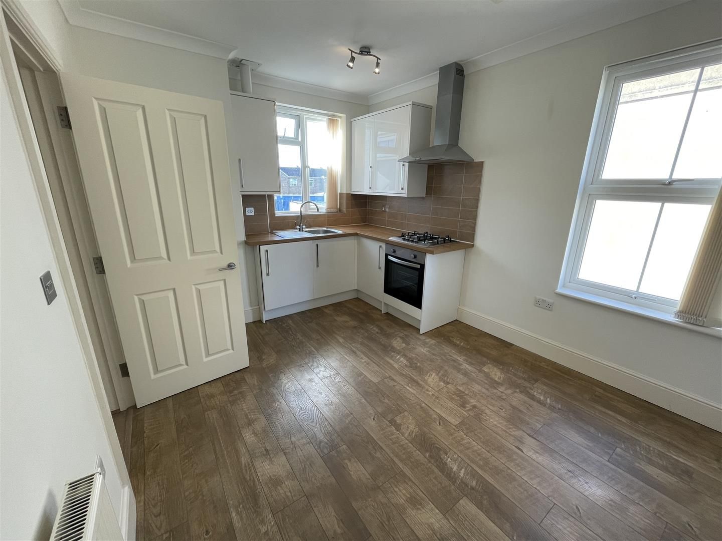 1 bed flat for sale in London Road, Southborough, Tunbridge Wells TN4
